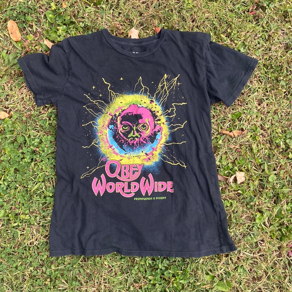 Obey Worldwide Women’s XS Tshirt